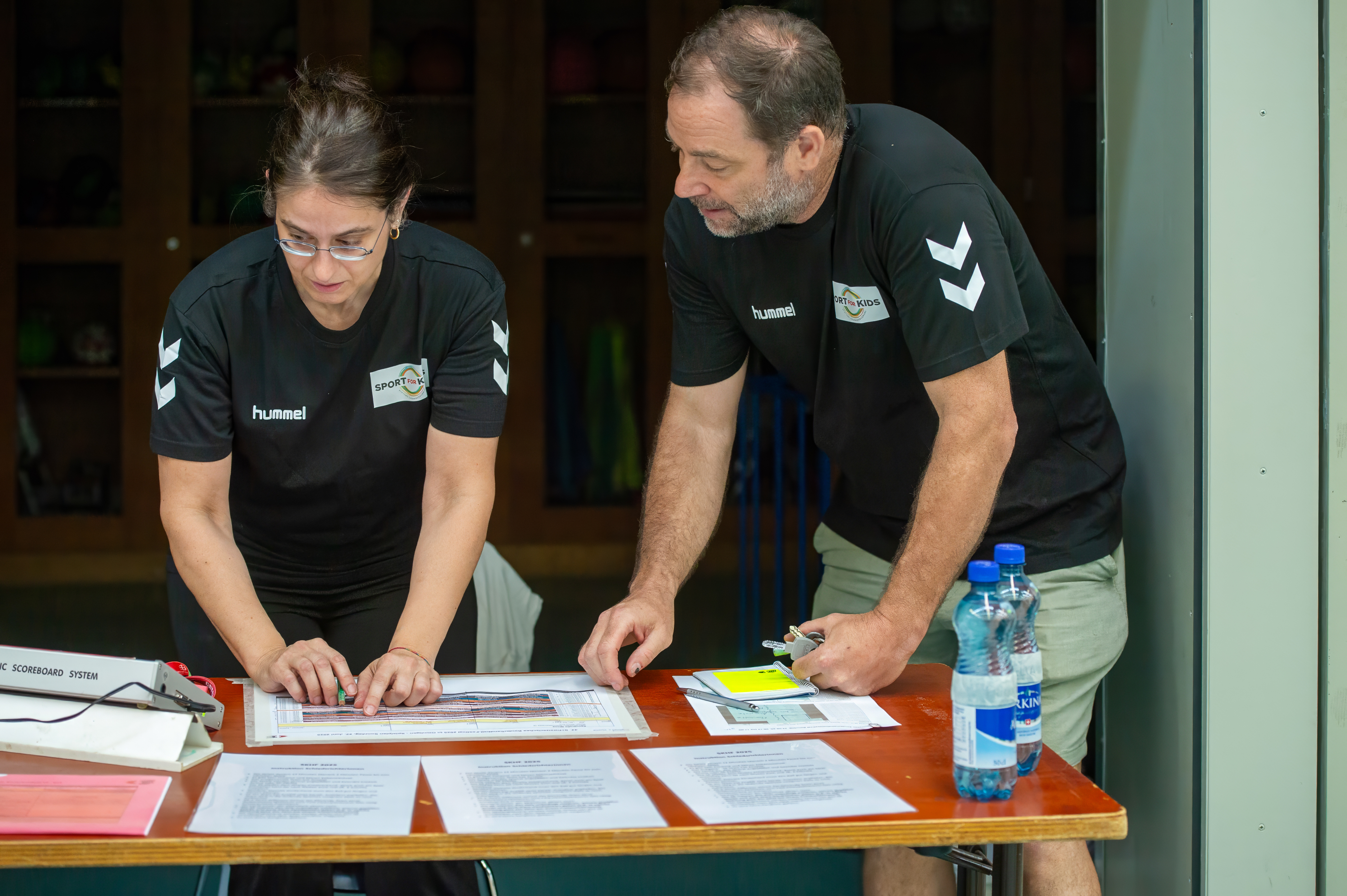 Lagebesprechung – Sport – Roland Peter