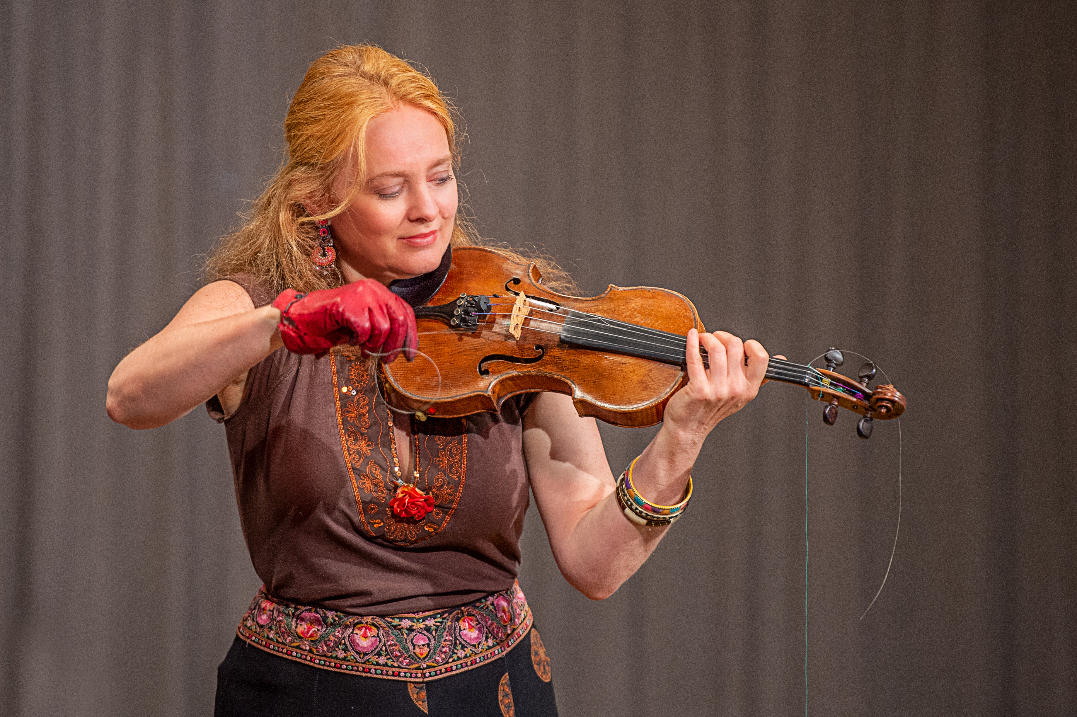 Geigensaite gerissen.